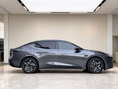 Lynk & Co 07 EM-P 126 Long Range Ultra - ფოტო 7