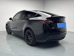 Tesla Model Y Long Range All-Wheel Drive - ფოტო 6