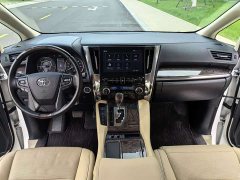 Toyota Alphard Hybrid 2.5L Premium Edition - ფოტო 13