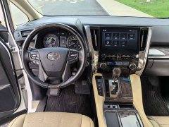 Toyota Alphard Hybrid 2.5L Premium Edition - ფოტო 20