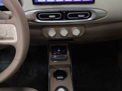 Wuling Hongguang MINIEV Fourth Generation Four-Door Advanced Edition - ფოტო 8
