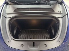Tesla Model Y Rear-Wheel Drive - ფოტო 6