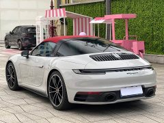 Porsche 911 Targa 4 3.0T - ფოტო 4