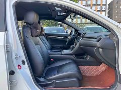 Honda Civic Hatchback 220 Turbo CVT Trendy Control - ფოტო 8