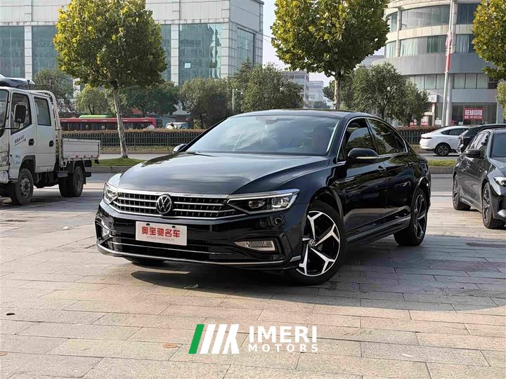 Volkswagen Magotan 2 Million Units Commemorative Edition 330TSI DSG Luxury - ავტომობილი ჩინეთიდან