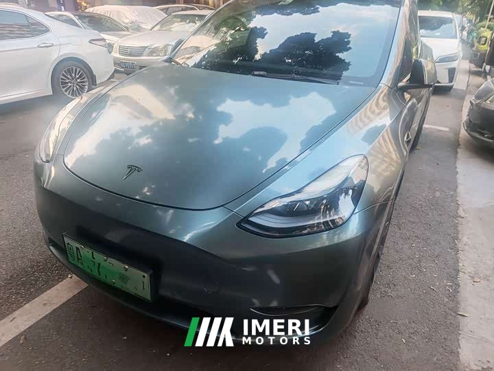 Tesla Model Y Long Range All-Wheel Drive 3D7