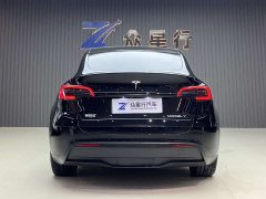 Tesla Model Y Rear-Wheel Drive - ფოტო 9