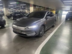 BYD Qin PLUS Glory Edition EV 510KM Leading - ფოტო 1