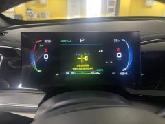 BYD Qin PLUS Glory Edition EV 510KM Leading - ფოტო 10