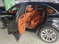 Bentley Bentayga Plug-in Hybrid 3.0T PHEV - ფოტო 11