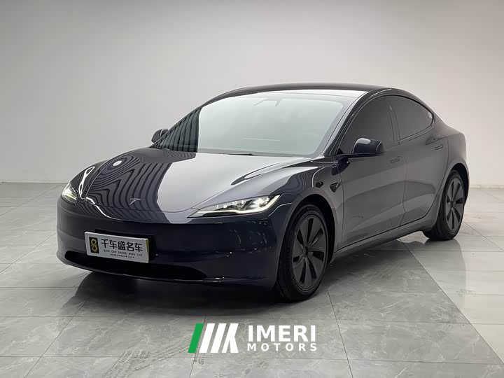 Tesla Model 3 Rear-Wheel Drive