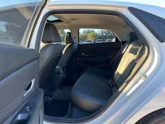 Hyundai Elantra 1.5L CVT GLX Elite - ფოტო 12