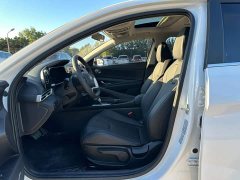 Hyundai Elantra 1.5L CVT GLX Elite - ფოტო 8