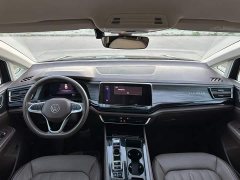 Volkswagen Viloran 330TSI Luxury - ფოტო 20