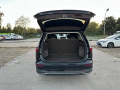 Volkswagen Viloran 330TSI Luxury - ფოტო 8