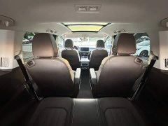 Volkswagen Viloran 330TSI Luxury - ფოტო 9