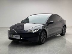 Tesla Model 3 Rear-Wheel Drive - ფოტო 1