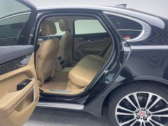 Jaguar XFL 2.0T P250 Two-Wheel Drive Luxury Edition - ფოტო 17