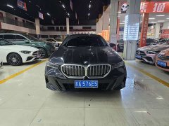 BMW 5 Series 530Li Luxury M Sport Package - ფოტო 2