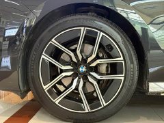 BMW 7 Series 735Li M Sport Package - ფოტო 18