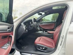 BMW 5 Series 530Li Premier M Sport Package - ფოტო 4