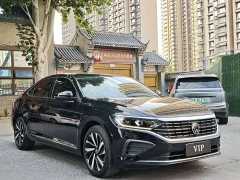 Volkswagen Passat Outstanding Edition 380TSI Dragon Ascendant Version - ფოტო 3