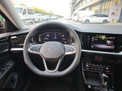 Volkswagen Passat Outstanding Edition 380TSI Dragon Ascendant Version - ფოტო 4