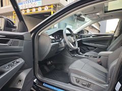 Volkswagen Passat Outstanding Edition 380TSI Dragon Ascendant Version - ფოტო 6