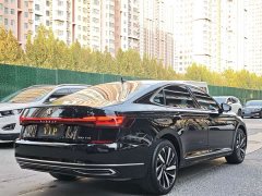 Volkswagen Passat Outstanding Edition 380TSI Dragon Ascendant Version - ფოტო 8