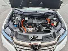 Honda Elysion 2.0L Hybrid Elite Edition - ფოტო 13