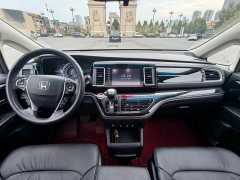 Honda Elysion 2.0L Hybrid Elite Edition - ფოტო 16