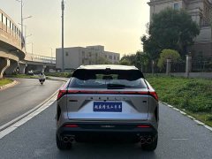 Geely Boyue 1.5TD Beloved - фото 6