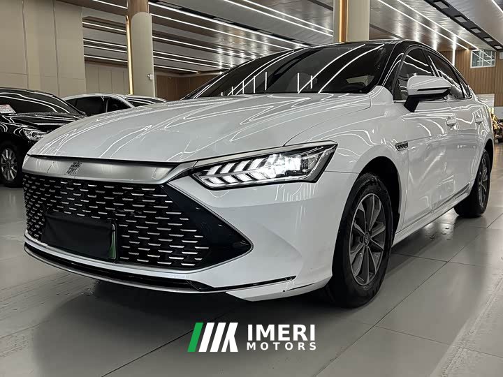 BYD Qin PLUS Glory Edition DM-i 55KM Leading - ავტომობილი ჩინეთიდან