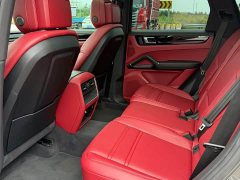 Porsche Cayenne 3.0T Platinum Edition - ფოტო 9
