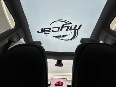 Tesla Model Y Rear-Wheel Drive - ფოტო 18