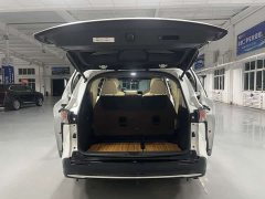 Toyota Sienna 2.5L Hybrid Luxury - ფოტო 18