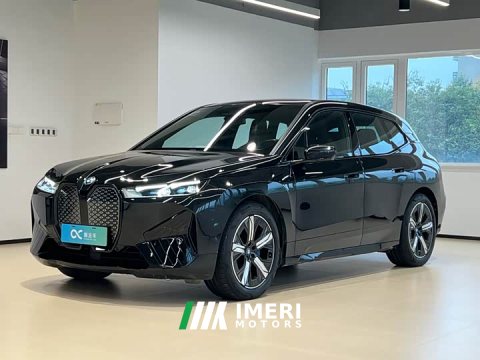 2022 BMW iX xDrive40 - ავტომობილი ჩინეთიდან