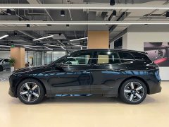BMW iX xDrive40 - ფოტო 3