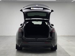 Tesla Model Y Rear-Wheel Drive - ფოტო 10