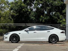 Tesla Model S Dual Motor All-Wheel Drive - ფოტო 4
