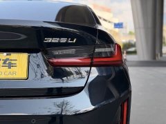 BMW 3 Series 325Li M Sport Package - ფოტო 9