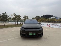 Li Auto L8 Pro - ფოტო 2