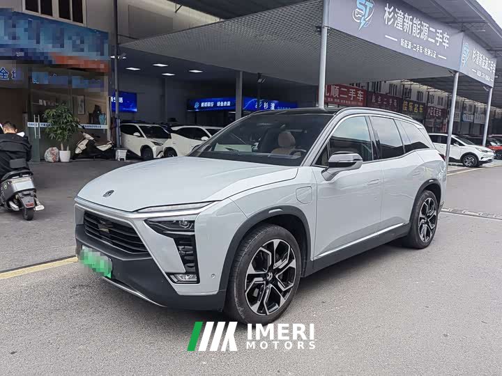 NIO ES8 100kWh 6-Seat Edition