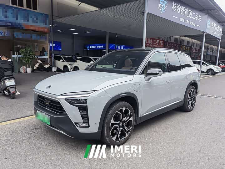NIO ES8 100kWh 6-Seat Edition