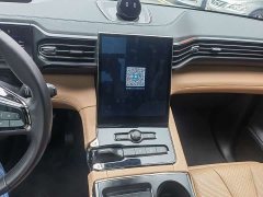 NIO ES8 100kWh 6-Seat Edition - ფოტო 8