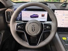 AITO M8 Pure Electric Max Six-Seat Long Range Edition (192-Channel LiDAR) - ფოტო 10