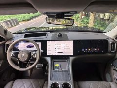 AITO M8 Pure Electric Max Six-Seat Long Range Edition (192-Channel LiDAR) - ფოტო 7