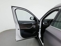 BMW X1 sDrive25Li Premier - ფოტო 8