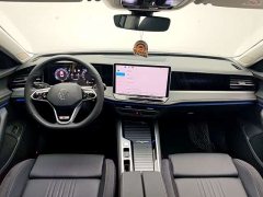 Volkswagen Magotan 300TSI DSG Prestige Edition with Eye-Catching Package - ფოტო 5