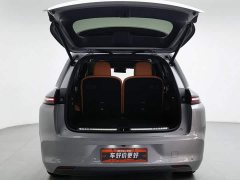 Li Auto L8 Pro - ფოტო 16